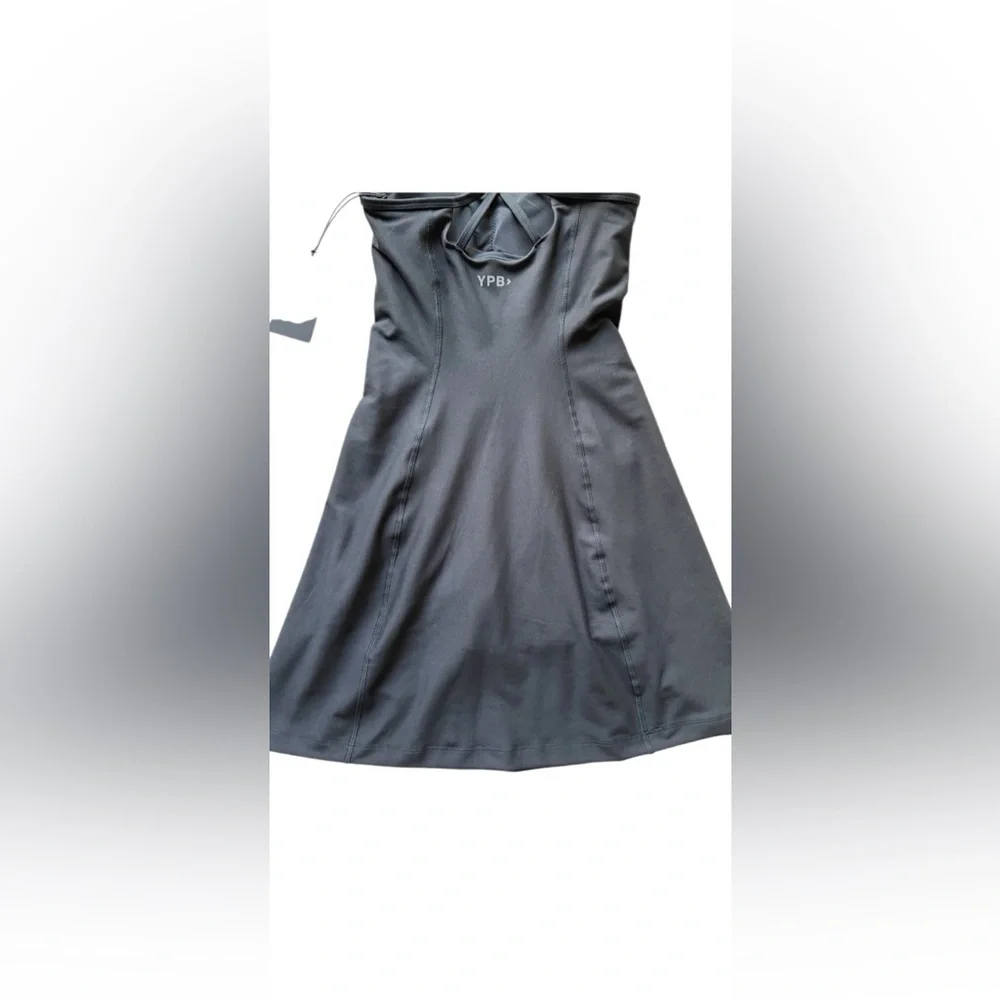 Abercrombie & Fitch YPB
SculptLUX Strappy-Back
Mini Dress Black Built In
Shorts. - Picture 6 of 13